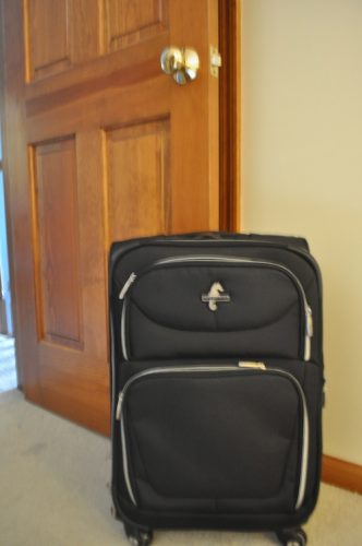 Atlantic Luggage Compass Spinner Suitcase Review - Mom and More