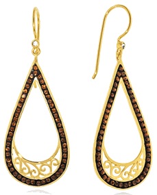 gold earrings