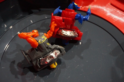  Beyblade Octagon Showdown Battle Set : Toys & Games