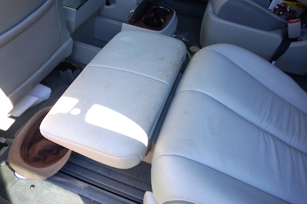 toyota sienna foot rest 3