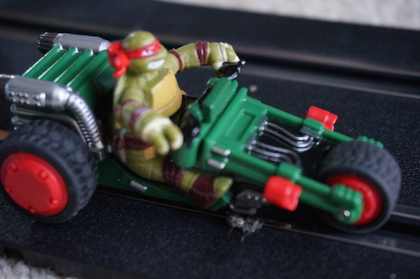 Carrera Teenage Mutant Ninja Turtle Slot Car Set {Review} - Mom and More