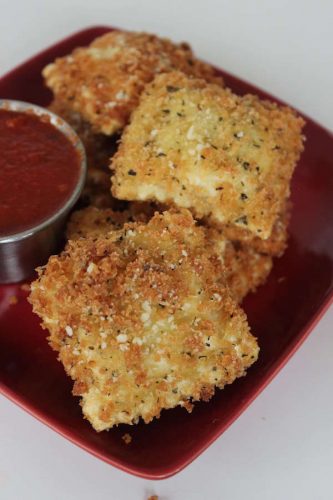 Recipe: Copycat Olive Garden Toasted Ravioli - Mom and More