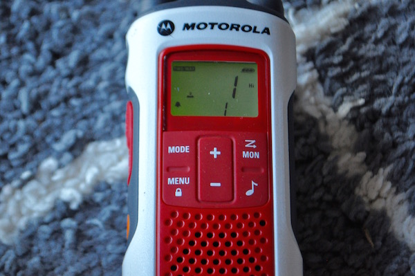 motorola-walkie-talkes-2