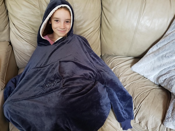 The Comfy Sweatshirt Blanket 